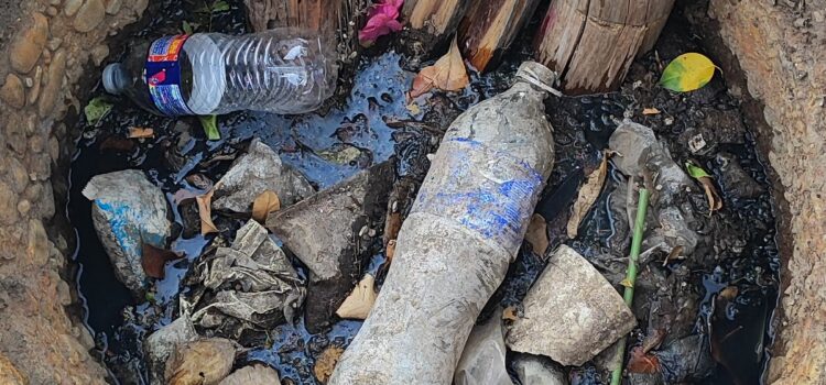 JAPAMA reitera el llamado a no abrir las tapas del drenaje sanitario